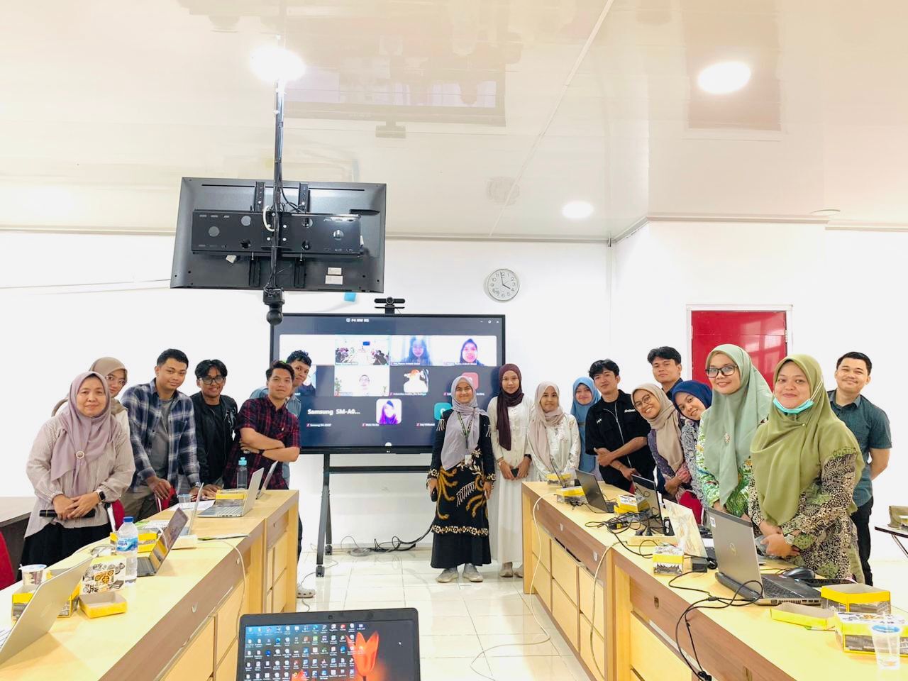 Fakultas Farmasi Unand Selenggarakan Laboratory Workshop Series I Pelatihan Desain Primer PCR