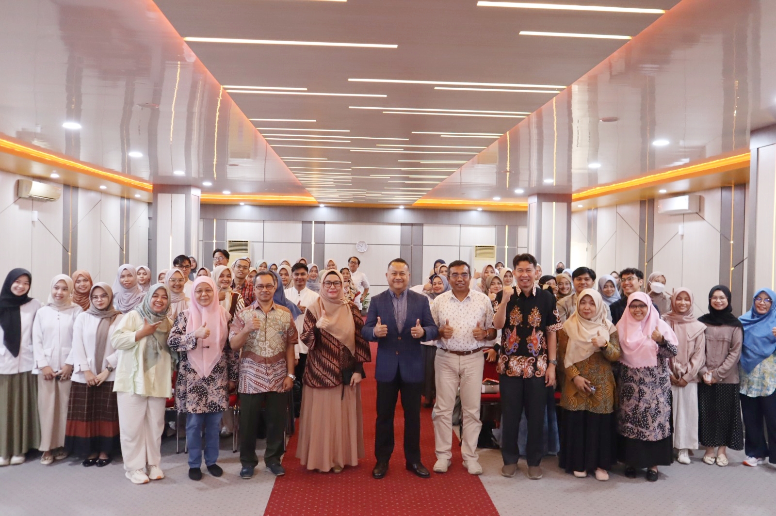 Visiting Professor Fakultas Farmasi Universitas Andalas